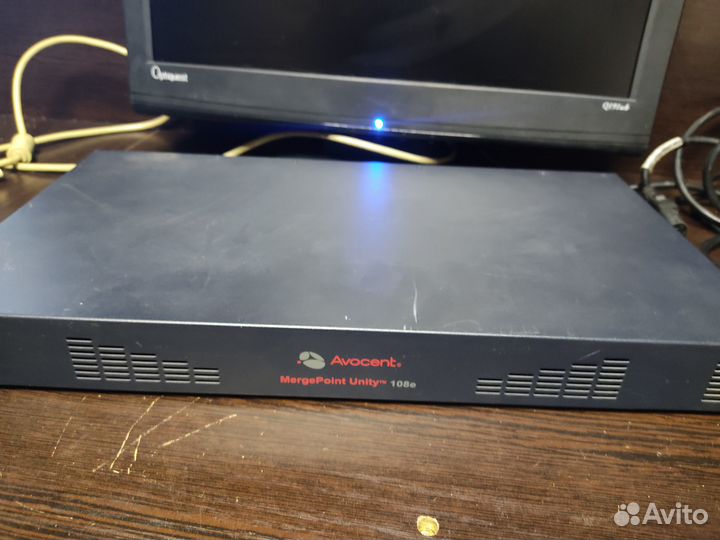 KVM-переключатель avocent MPU108E