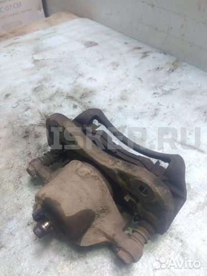 Суппорт передний Хендай Соната 4 (EF)