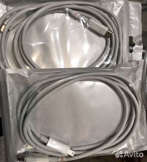 Кабель Thunderbolt 2 Apple для передачи данных