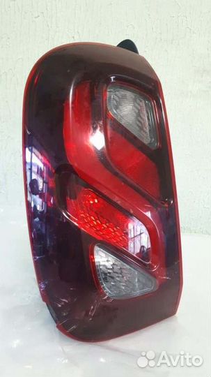 Фонарь задний левый Renault Duster HSA