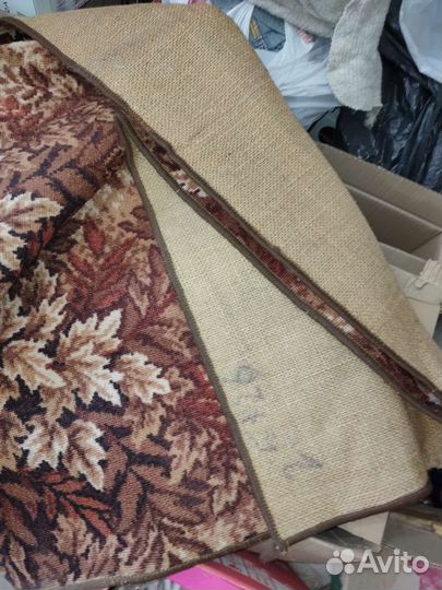 Ковер коричневый большой