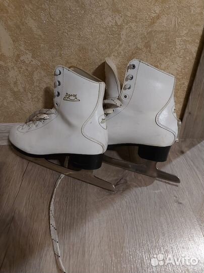 Коньки фигурные