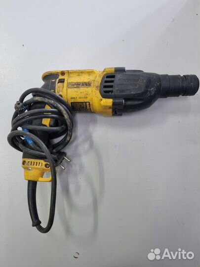 Перфоратор Dewalt D25133