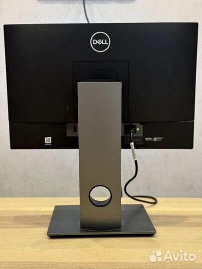 Моноблок Dell /i5 9500/RAM 16Gb/SSD Nvme