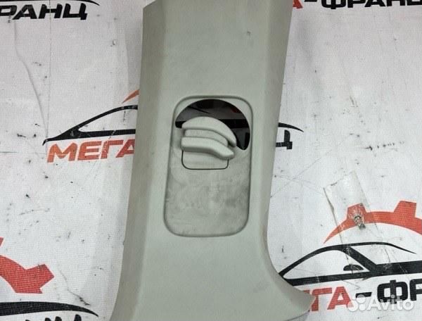 Обшивка салона правая Peugeot 308 хэтчбек EP6C