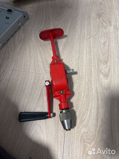 Дрель ручная