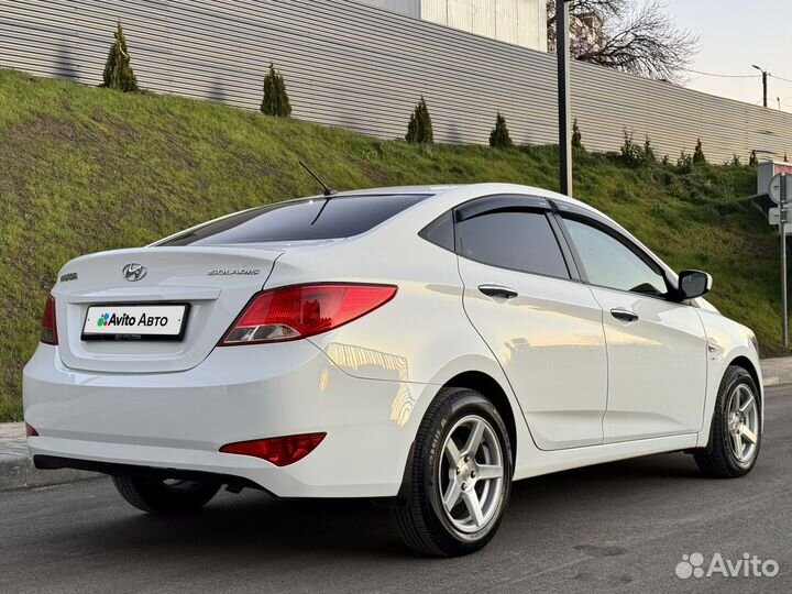 Hyundai Solaris 1.6 AT, 2015, 134 800 км