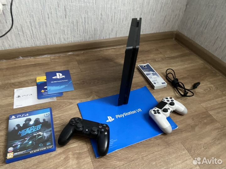 Sony playstation 4 Slim на 1 Тб /60 Игр /Год 2021