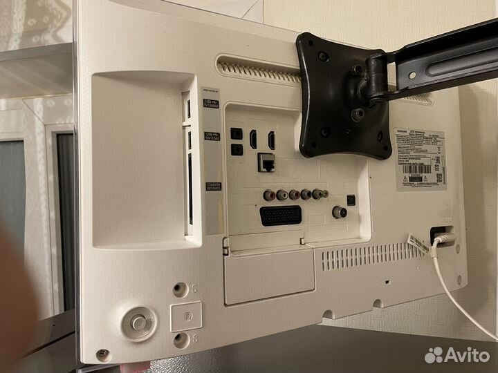 Телевизоры Samsung UE22H5610ак