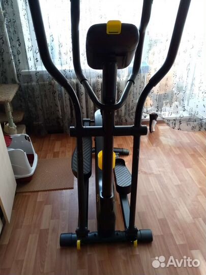 Эллиптический тренажер профессиональный