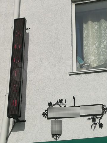 Комната 100 м² в 4-к., 1/3 эт.