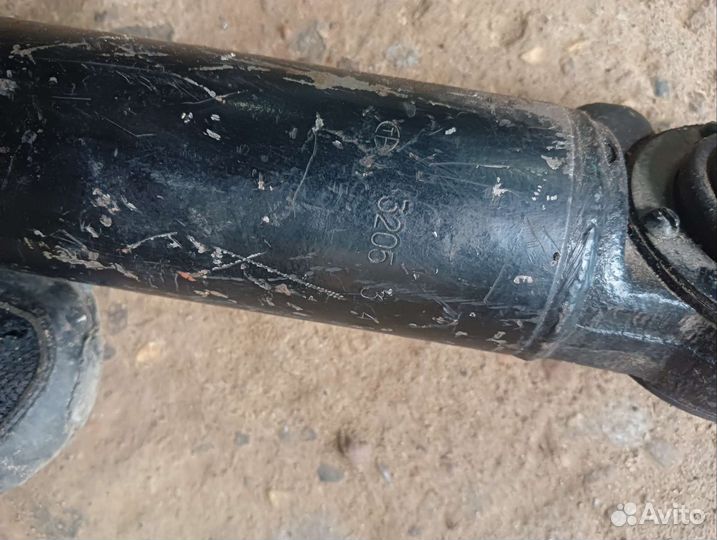 Рулевой гидроцилиндр паз