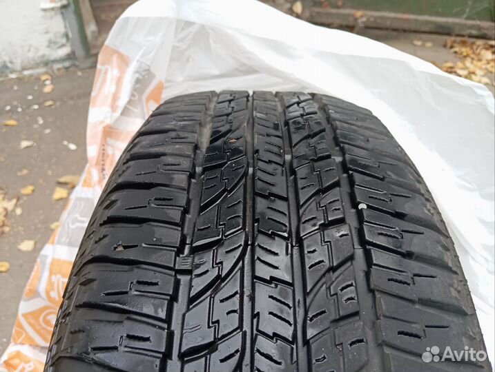 Yokohama Geolandar A/T G015 225/65 R17 102H