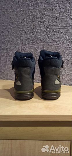 Ботинки демисезонные ecco 23