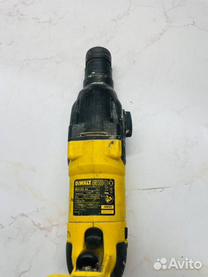 Перфоратор dewalt D 25133