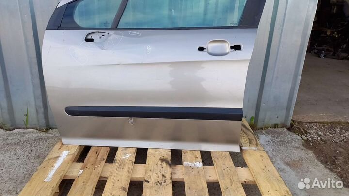 Дверь передняя левая. Пежо 308