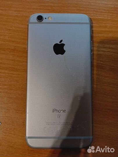 Телефон iPhone 6s