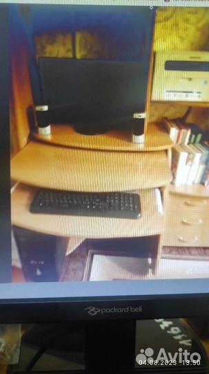 Компьютерный стол