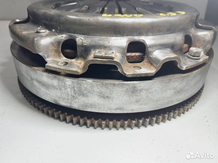 Сцепление Mitsubishi L200 KB 2.5 D