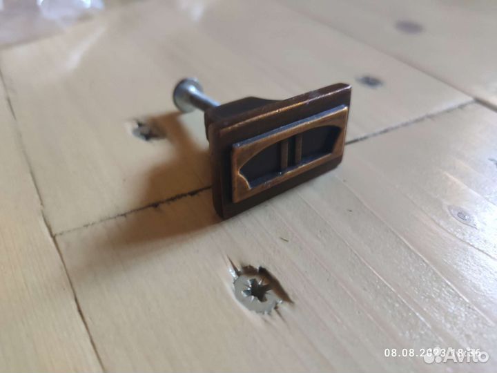 Ручка мебельная
