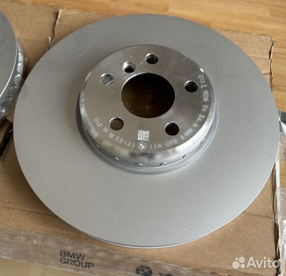 Диск тормозной передний левый BMW 3 G20 5 G30