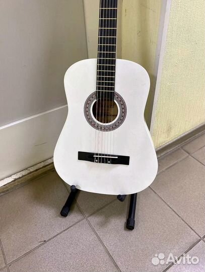 Гитара классическая