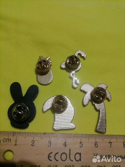 Значок металл