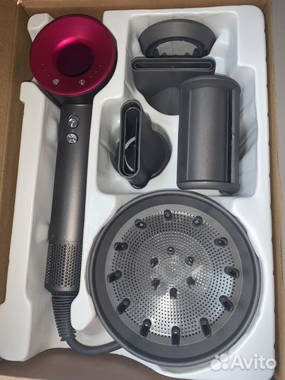 Фен Dyson