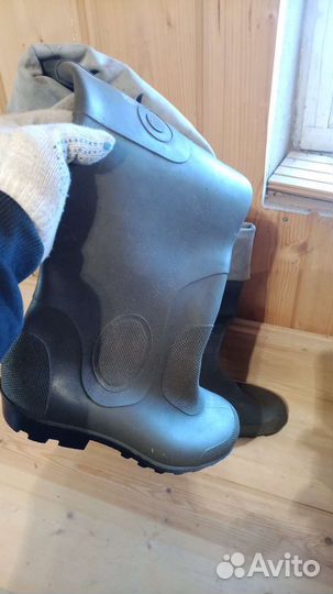Резиновые сапоги болотные