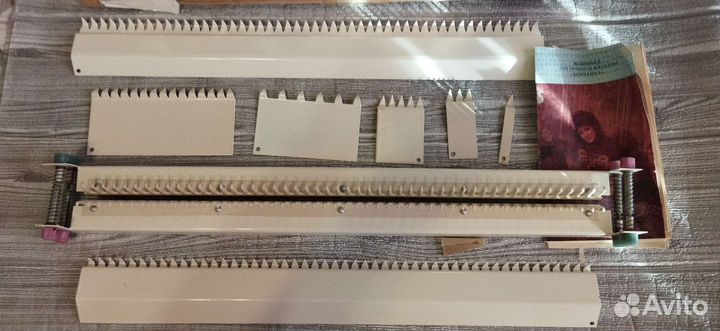 Вязальная ручная машинка Дончанка