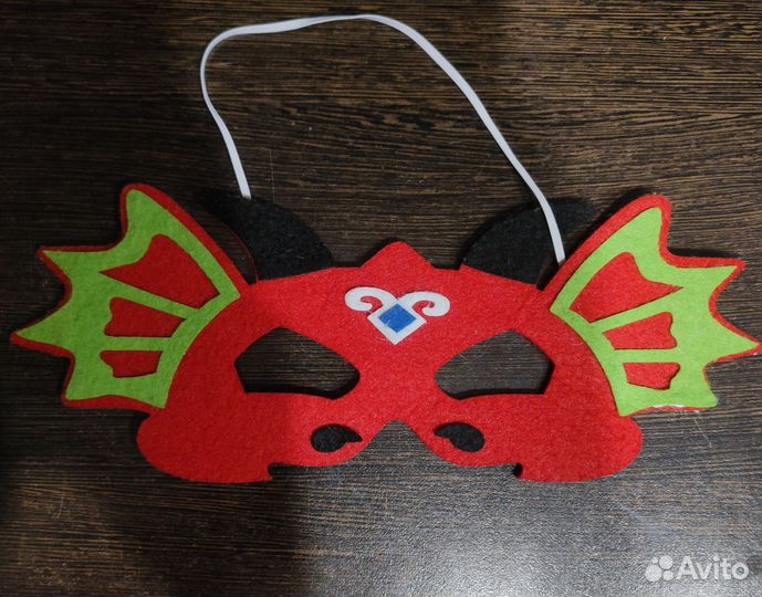 Маска из фетра