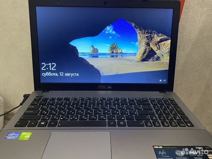 Ноутбук asus