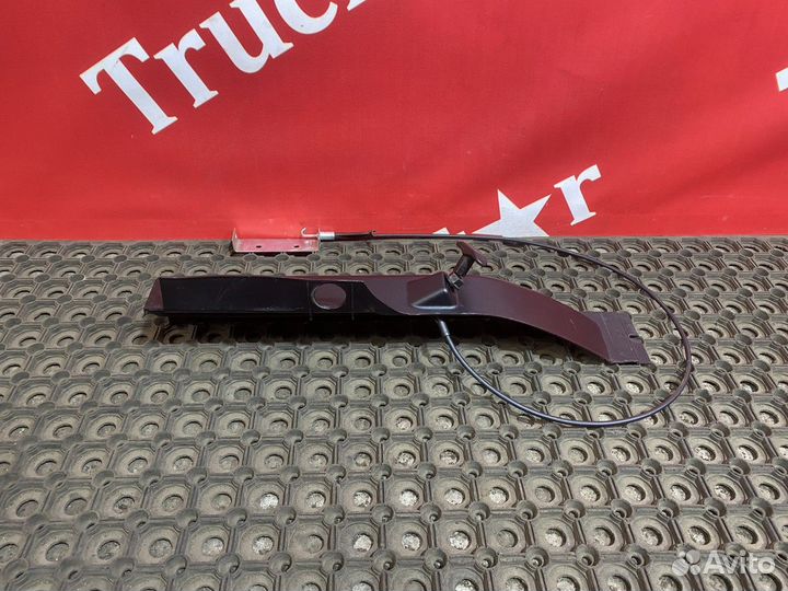 Накладка ручки бардачка правая 2018г