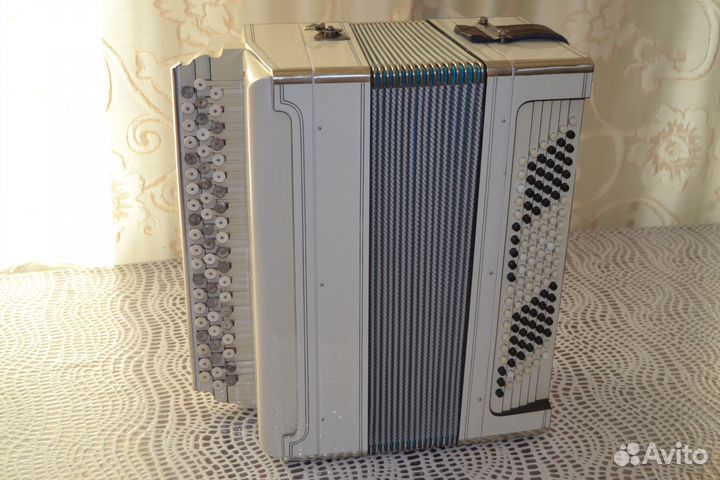 Баян тульский цельнопланочный