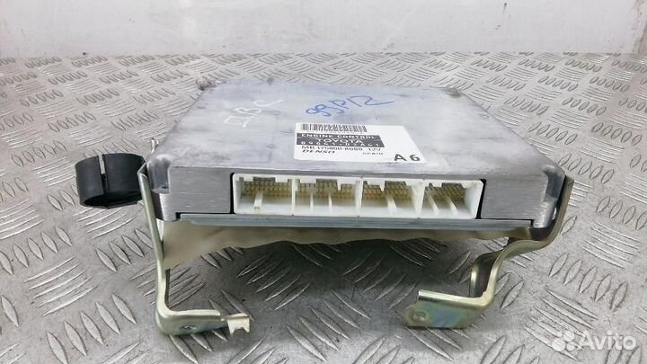 Блок управления двигателем Toyota Corolla