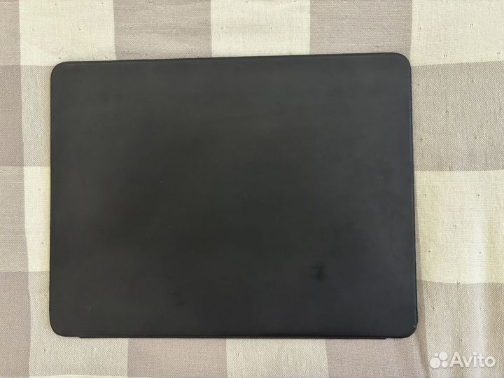 iPad SMART keyboard folio 12.9