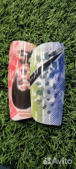 Новые щитки футбольные детские Nike