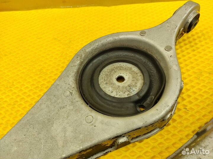 Рычаг лодочка Volvo V60 FW45 B4164 T3 1.6 2013