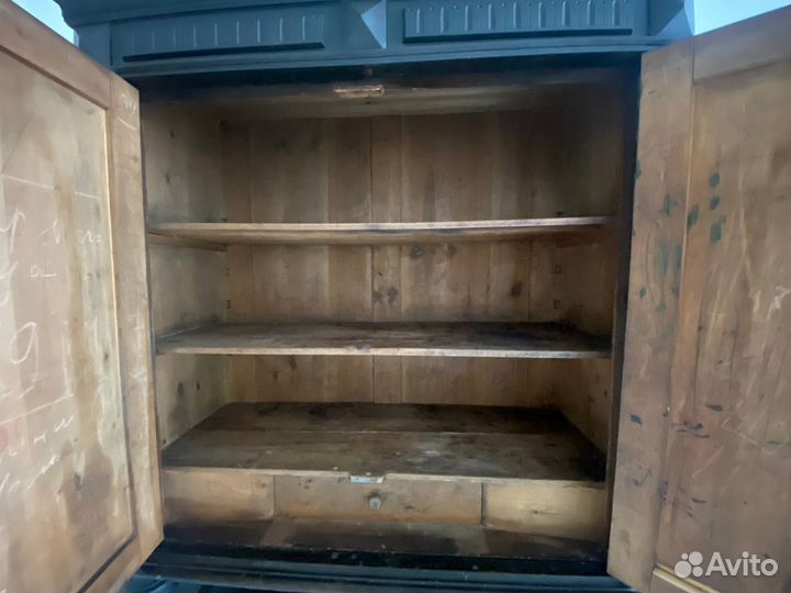 Антикварная горка/буфет