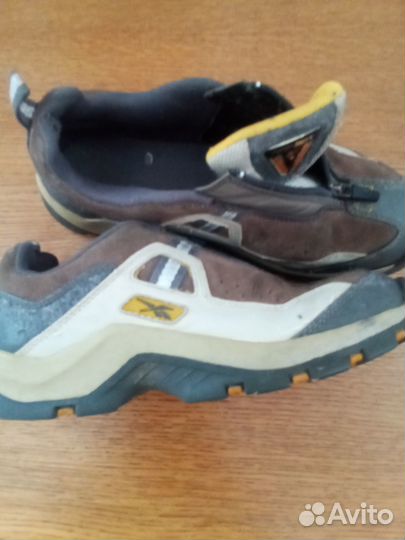 Кроссовки крепкие Reebok