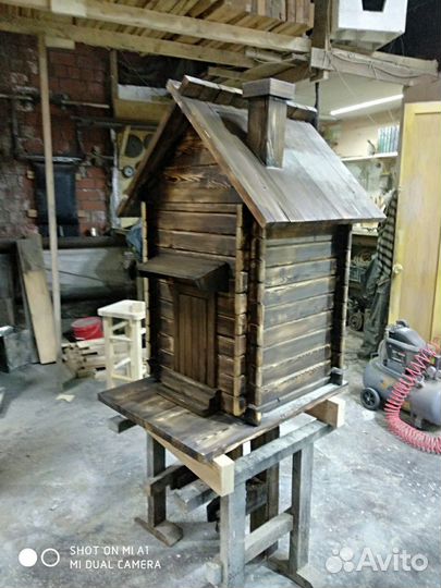 Избушка (домик)