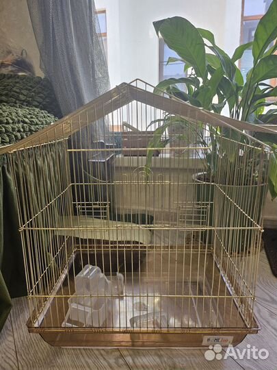 Клетка для средних попугаев
