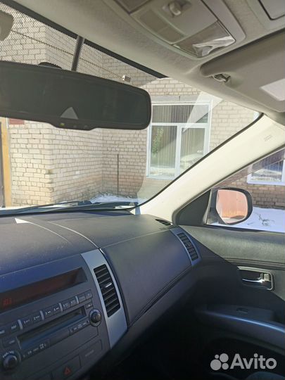 Mitsubishi Outlander 2.4 CVT, 2012, 389 155 км