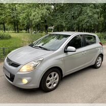 Hyundai i20 1.4 AT, 2010, 225 483 км, с пробегом, цена 660 000 руб.