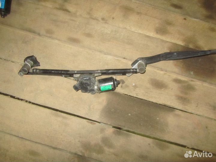 Моторчик стеклоочистителя KIA cerato (2009)