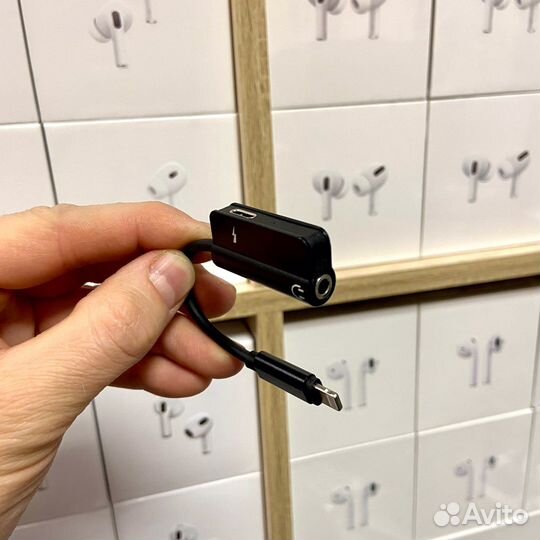 Переходник на iPhone для наушников