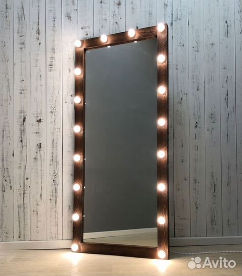 Зеркало с подсветкой