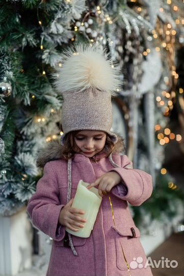 Шапка в стиле Catya, Regina, il Trenino с помпоном
