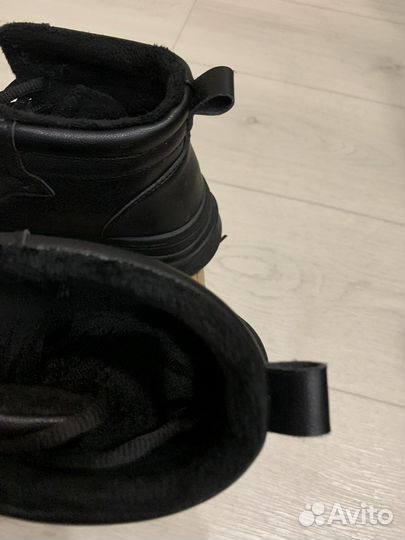 Ботинки утепленные
