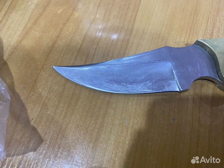 Нож Caribou Hunter